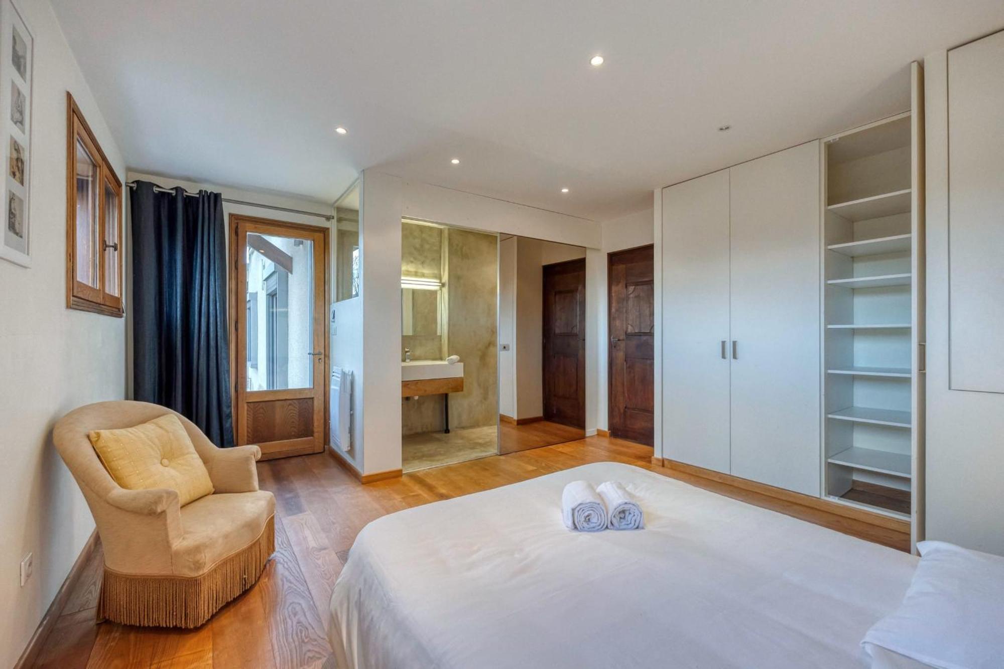 #Hp La Maison Des Lilas Large Family House Sleeps 12 Garden Seyssinet Exteriör bild