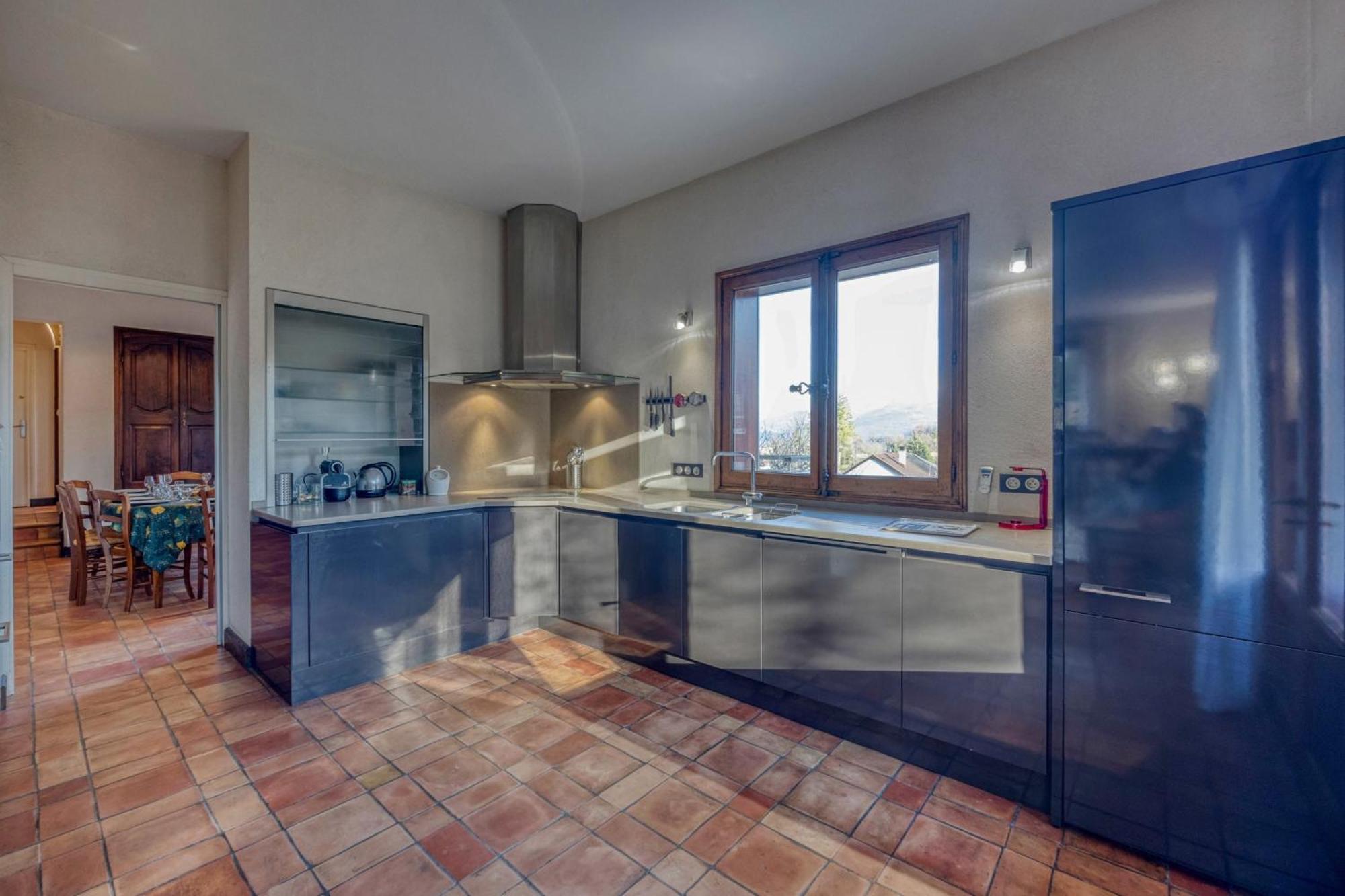 #Hp La Maison Des Lilas Large Family House Sleeps 12 Garden Seyssinet Exteriör bild
