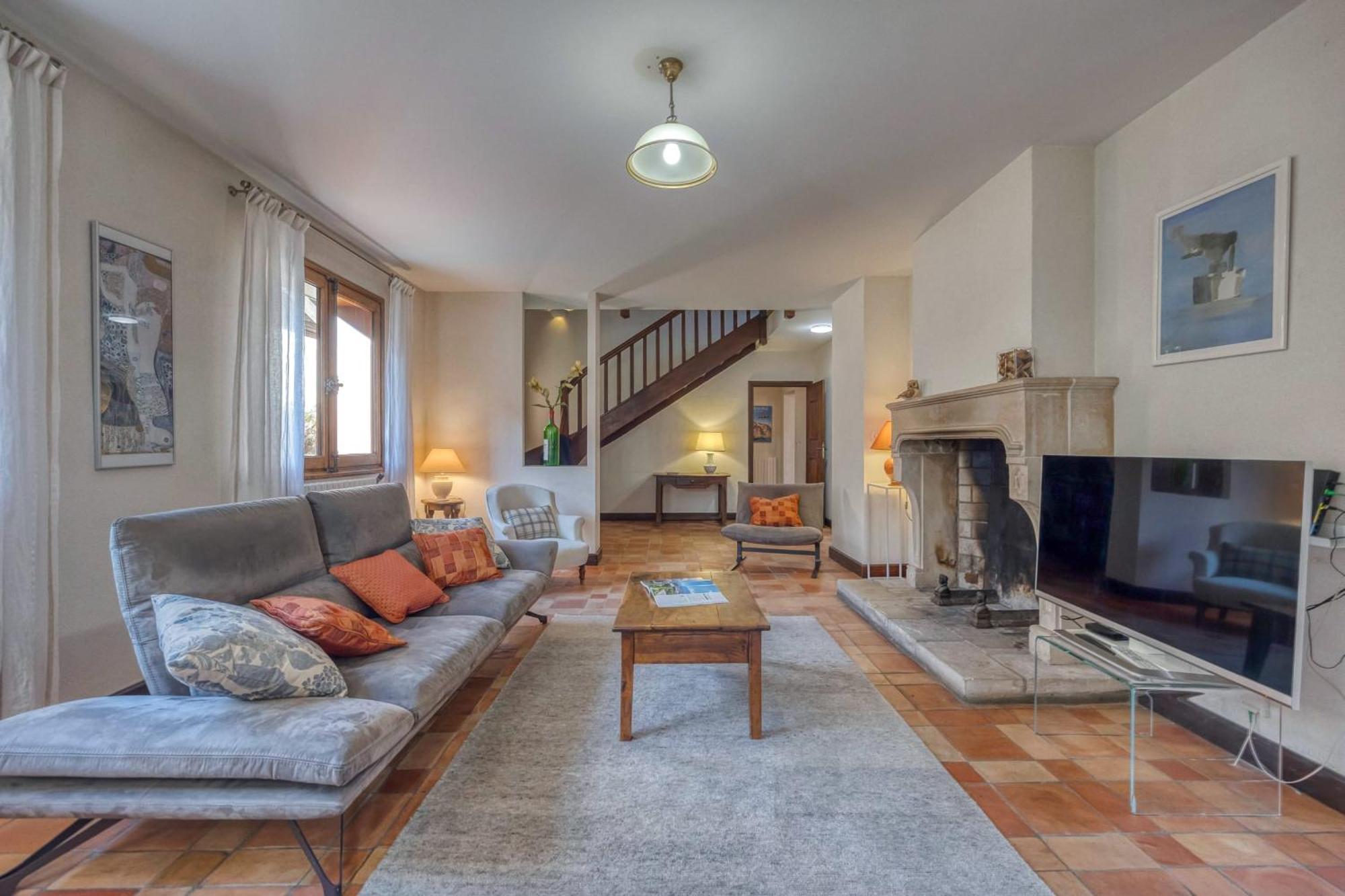 #Hp La Maison Des Lilas Large Family House Sleeps 12 Garden Seyssinet Exteriör bild